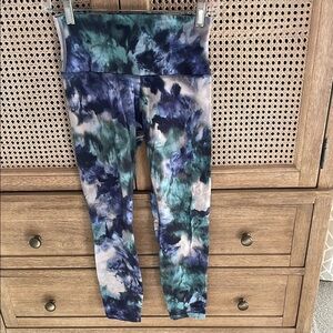 Lululemon blue and green Tie-Dye Leggings